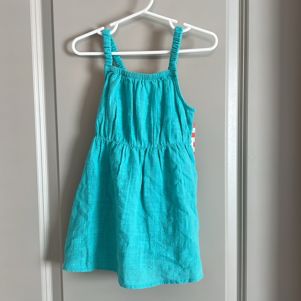 LOT! NWT! 3 2T Dresses and Romper! - Picture 4 of 9